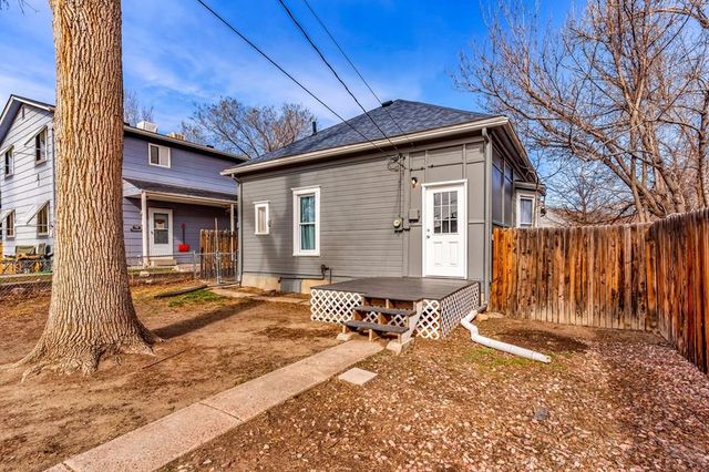 714 College Ave, Canon City, CO 81212