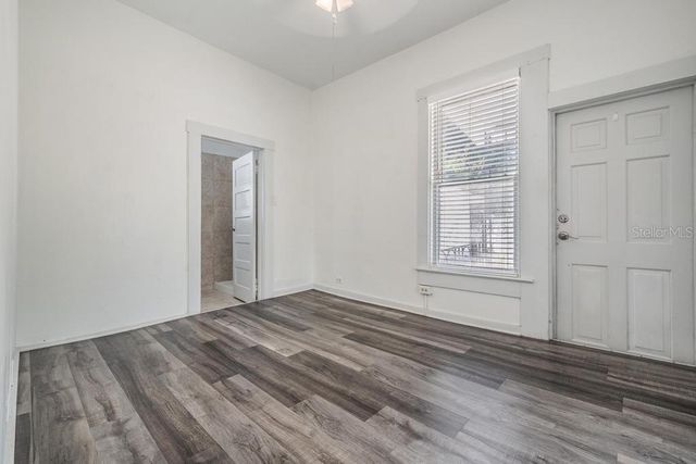 2319 W AILEEN STREET B, Tampa, FL 33607