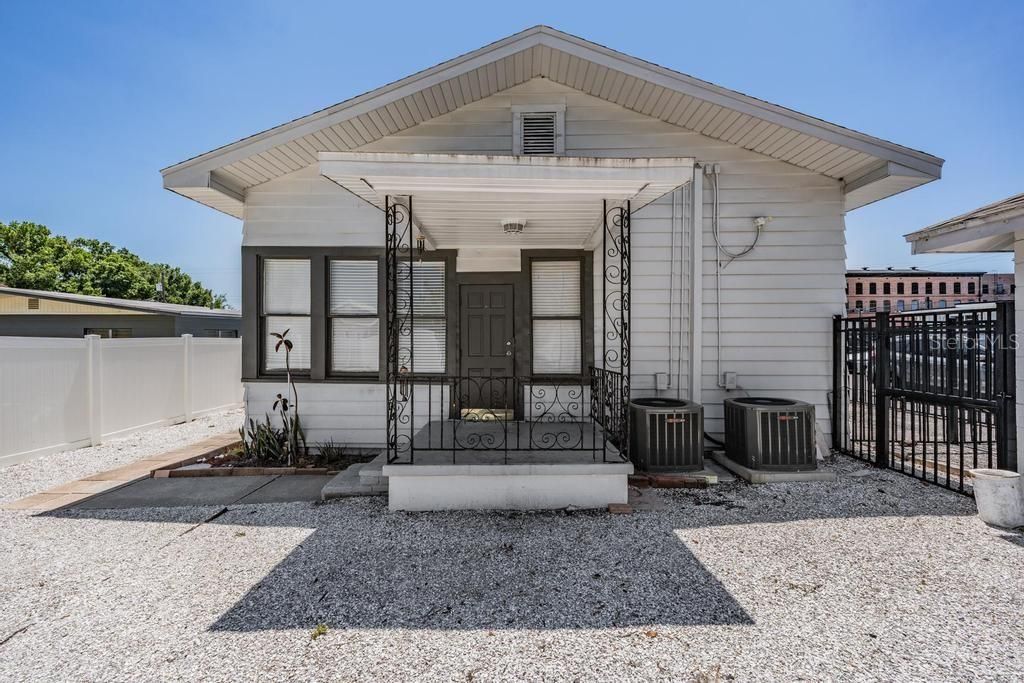 2319 W AILEEN STREET B, Tampa, FL 33607