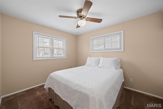 6330 Hurstgreen Lane, St Louis, MO 63123