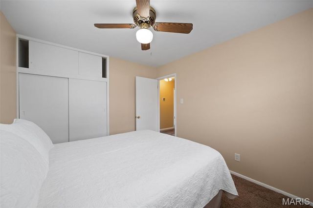 6330 Hurstgreen Lane, St Louis, MO 63123