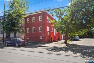 98 Devine Street, Newark, NJ 07106