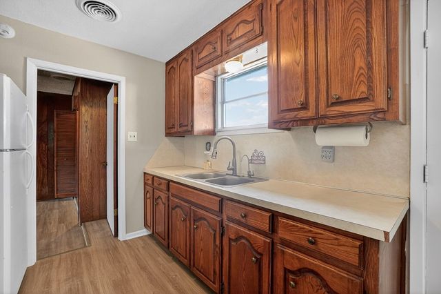 4716 Bowie Dr, Midland, TX 79703