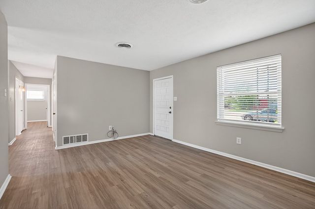 4716 Bowie Dr, Midland, TX 79703