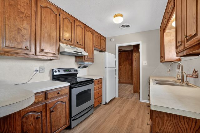 4716 Bowie Dr, Midland, TX 79703