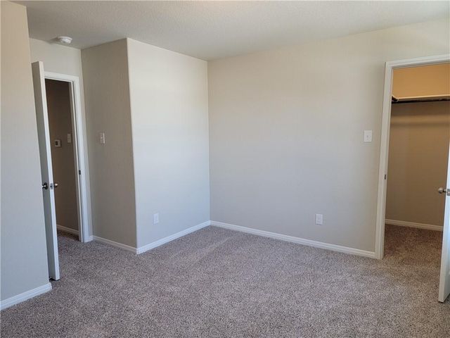 12813 Gilliland LN, Manor, TX 78653