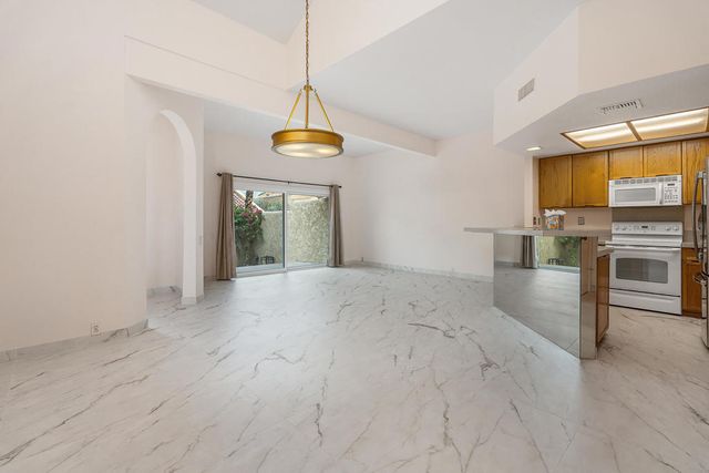 73439 Foxtail Lane, Palm Desert, CA 92260