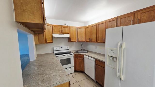 1001 Green Pine Boulevard B1, West Palm Beach, FL 33409