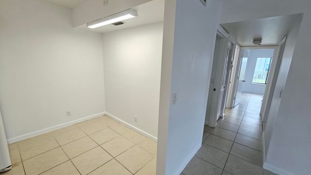 1001 Green Pine Boulevard B1, West Palm Beach, FL 33409