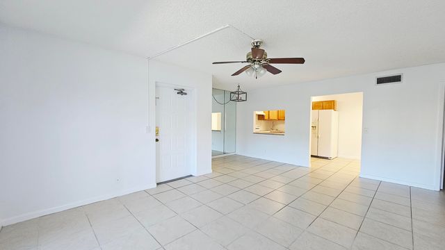 1001 Green Pine Boulevard B1, West Palm Beach, FL 33409