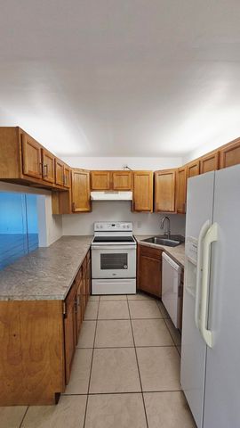 1001 Green Pine Boulevard B1, West Palm Beach, FL 33409