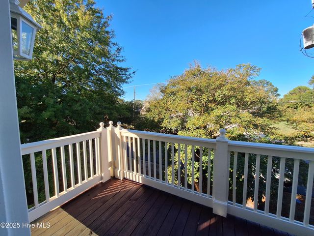 933 S 8th Street, Wilmington, NC 28401