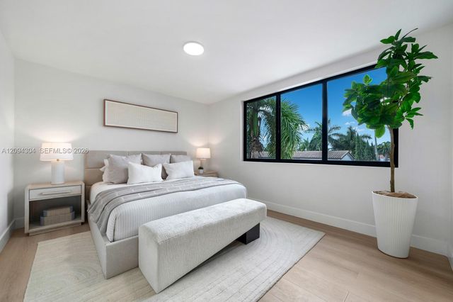 908 Tyler Street, Hollywood, FL 33019
