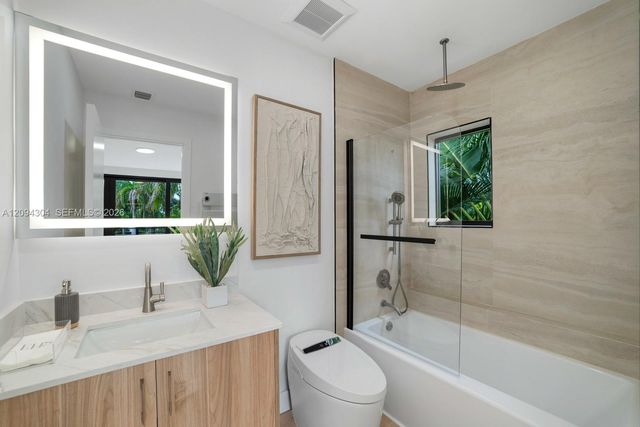 908 Tyler Street, Hollywood, FL 33019