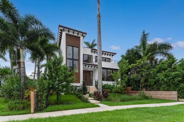 908 Tyler Street, Hollywood, FL 33019