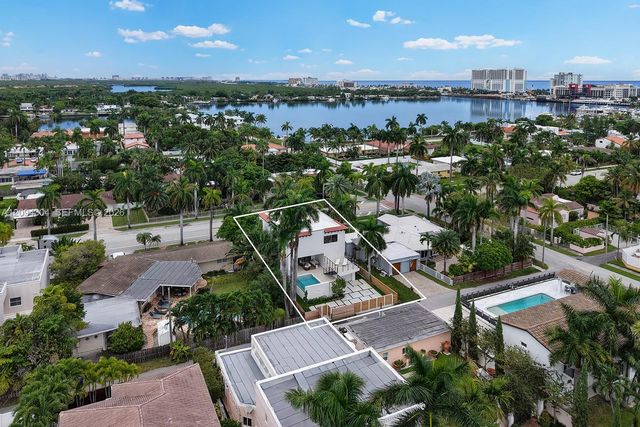 908 Tyler Street, Hollywood, FL 33019
