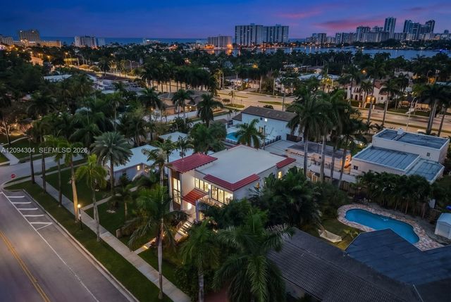 908 Tyler Street, Hollywood, FL 33019