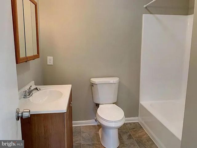 434 CLARKS POND RD, Bridgeton, NJ 08302