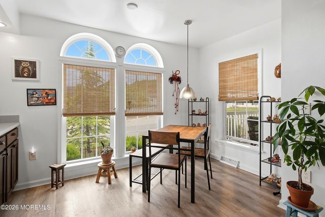 60 Fort Lee Drive, Manahawkin, NJ 08050