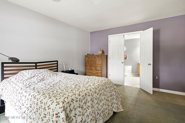 60 Fort Lee Drive, Manahawkin, NJ 08050