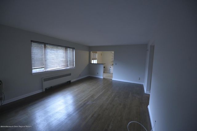 283 Spring Street 2A, Red Bank, NJ 07701