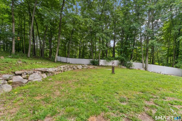 233 Hattertown Road, Newtown, CT 06470