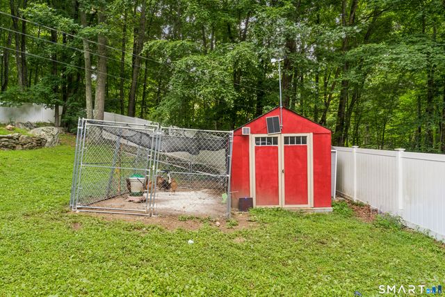 233 Hattertown Road, Newtown, CT 06470