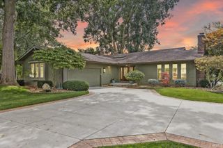 3303 N East Lake Drive, Elkhart, IN 46514