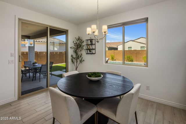 8958 W ORANGE Drive, Glendale, AZ 85305