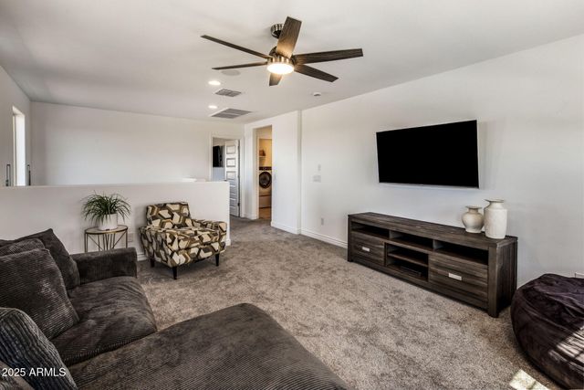 8958 W ORANGE Drive, Glendale, AZ 85305