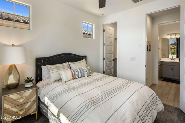 8958 W ORANGE Drive, Glendale, AZ 85305