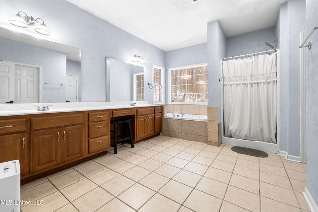 200 S Mullins Road, Holly Springs, MS 38635