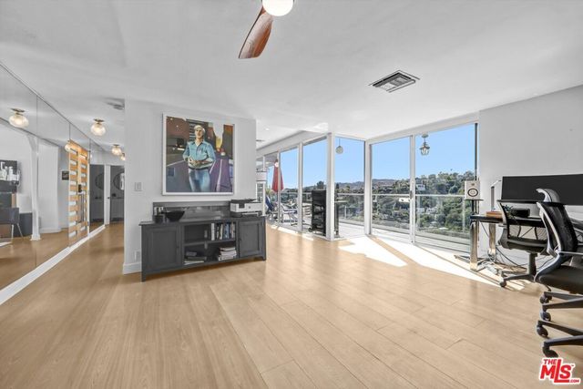 2735 Hollyridge Drive, Los Angeles, CA 90068