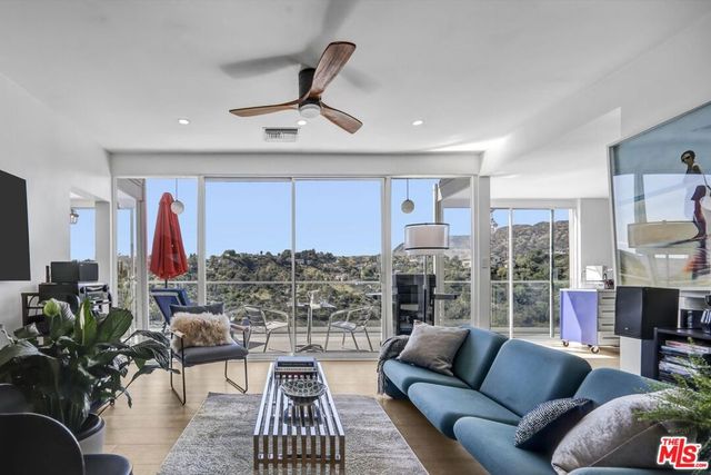 2735 Hollyridge Drive, Los Angeles, CA 90068