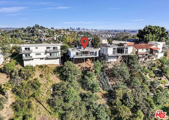 2735 Hollyridge Drive, Los Angeles, CA 90068