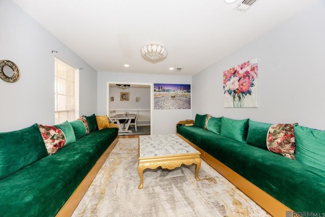 8837 Wakefield Ave, Baton Rouge, LA 70806