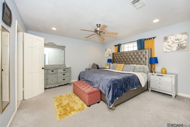 8837 Wakefield Ave, Baton Rouge, LA 70806