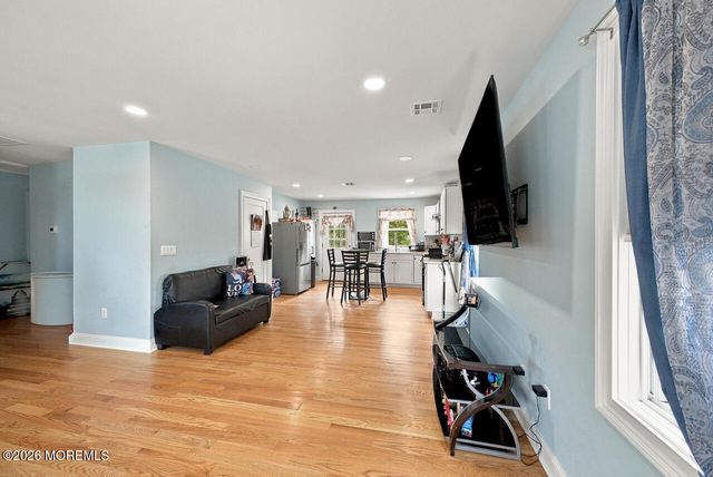 217 W Sylvania Avenue, Neptune City, NJ 07753