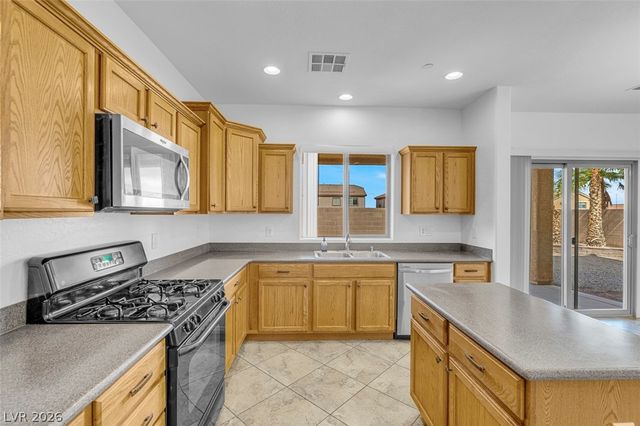 112 Newmiller Street, Henderson, NV 89002