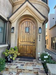 504 Avocado Avenue, Corona Del Mar, CA 92625