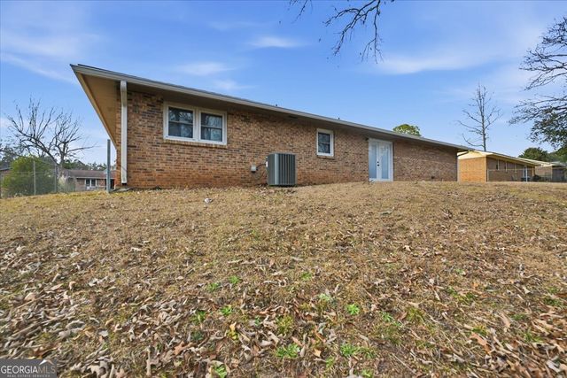 223 Randy Circle, Warner Robins, GA 31088