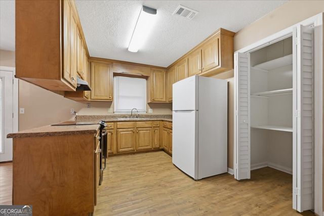 223 Randy Circle, Warner Robins, GA 31088