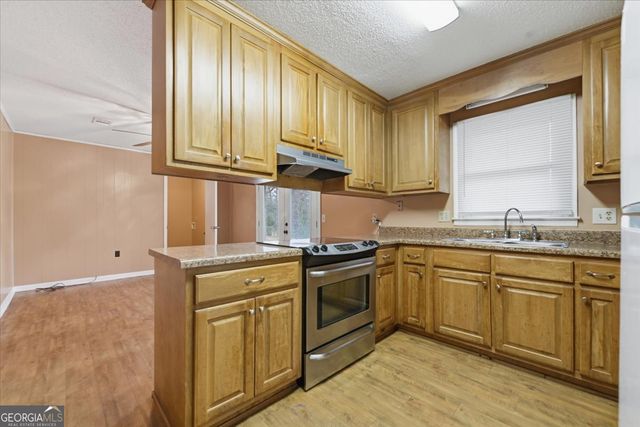 223 Randy Circle, Warner Robins, GA 31088