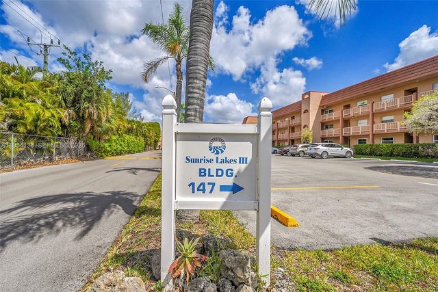 9841 Sunrise Lakes Boulevard 310, Sunrise, FL 33322