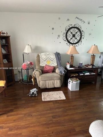 9841 Sunrise Lakes Boulevard 310, Sunrise, FL 33322