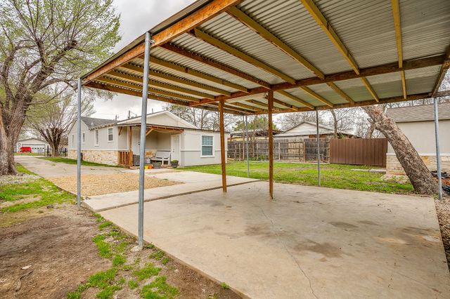 3618 Palacios Avenue, Dallas, TX 75212