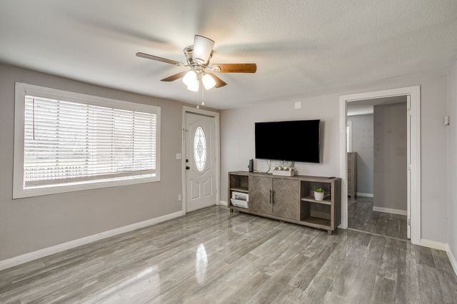 3618 Palacios Avenue, Dallas, TX 75212