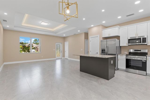 5273 CAPUTO AVENUE, North Port, FL 34288