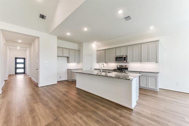 1076 Birds Landing Drive, Magnolia, TX 77355