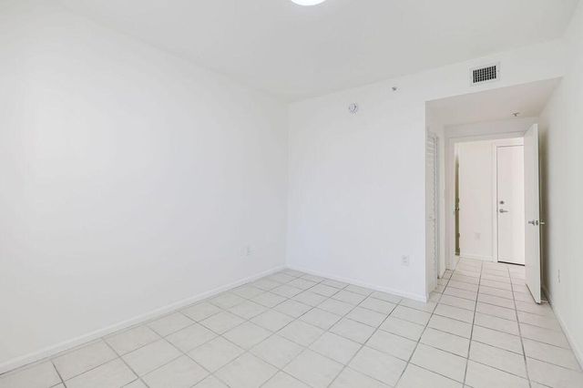 185 SE 14 Terrace 2411, Miami, FL 33131